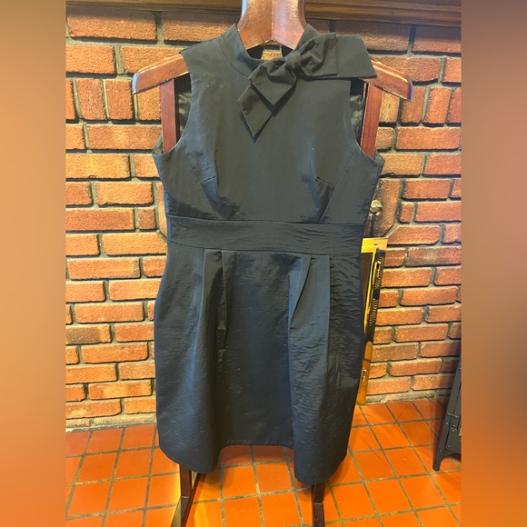 Kate Spade black lined dress with side pockets size S - Picture 2 of 9